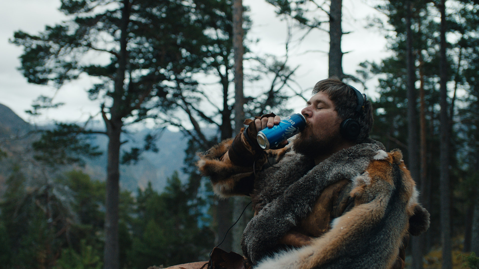 „Metsikud mehed”, vaoshoitud film